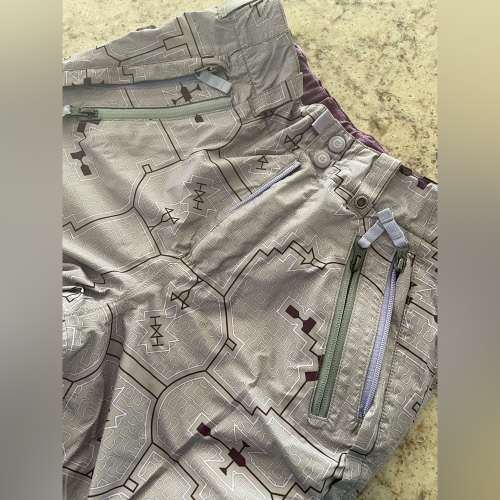 Burton snowboard pants. Purple/Gray. XS